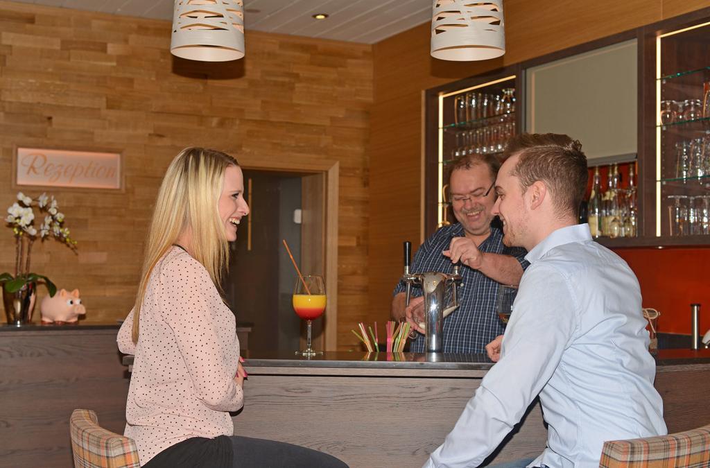 Hotel Die Kleine Blume Erfweiler ภายนอก รูปภาพ