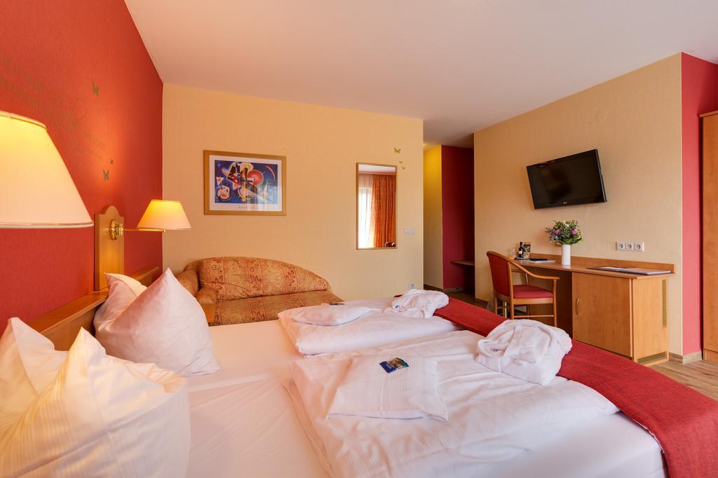 Hotel Die Kleine Blume Erfweiler ภายนอก รูปภาพ